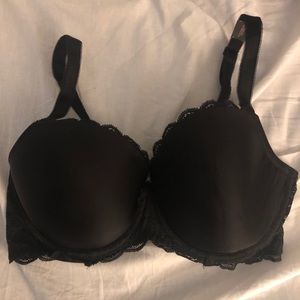 Victoria’s Secret bra 34 DDD new with tags
